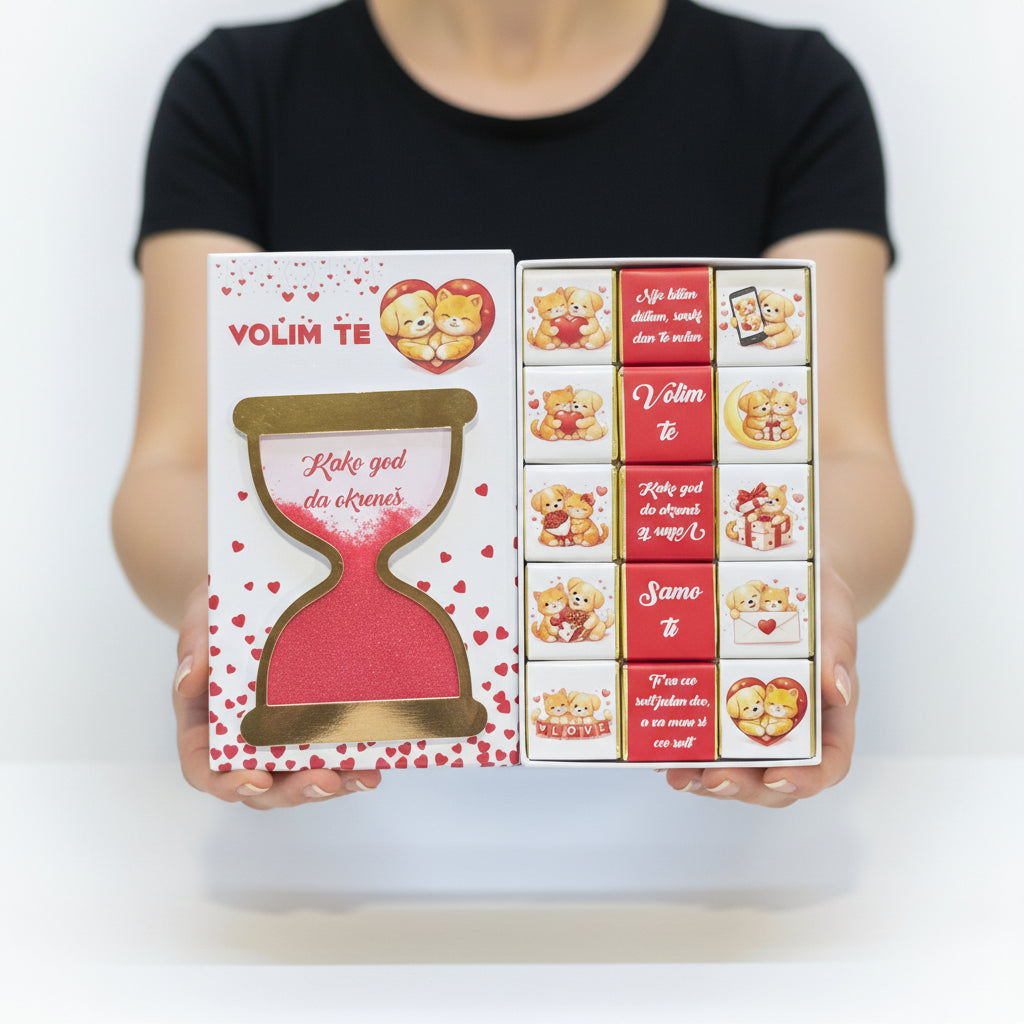 Romantična poklon kutija Volim te kako god da okreneš sa čokoladicama, love chocolate box Srbija, pokloni Srbija online, ljubavni poklon za nju dostava Beograd Novi Sad Niš, Dan zaljubljenih poklon ideja, godišnjica čokoladni poklon, online iznenađenje Srbija, premium chocolate gift box sa porukama, srbija pokloni romantični pokloni